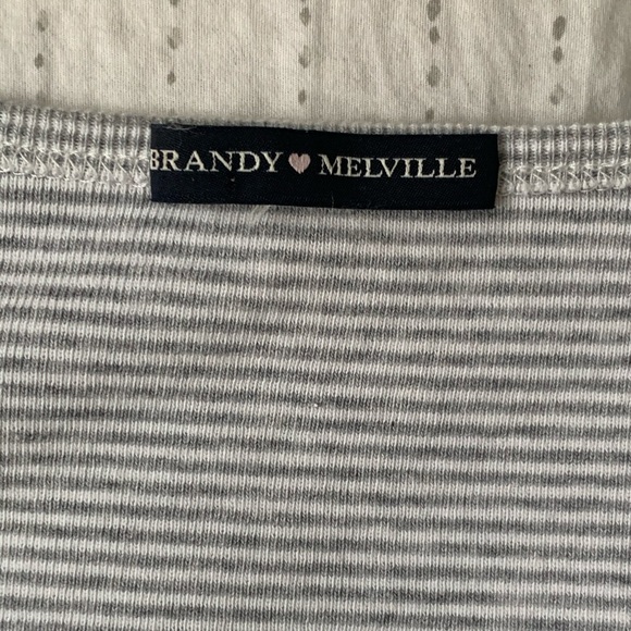 brandy melville zelly top - Picture 2 of 2